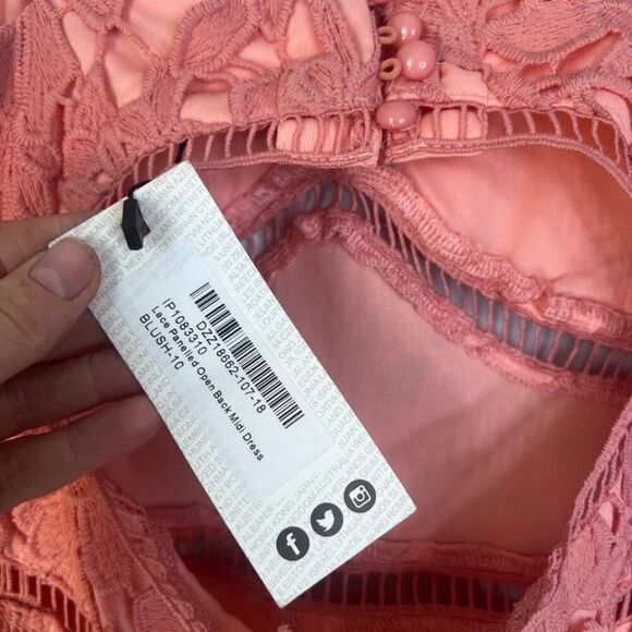 Boohoo NWT Pink Embroidered Floral Lace Cutout‎ Midi Bodycon Dress Size 6 - Picture 11 of 14